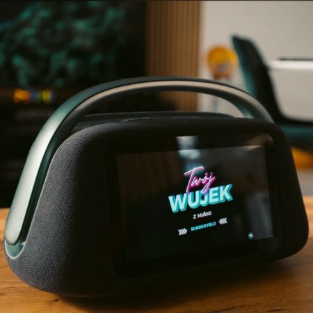 Smart Boombox Speaker with 10.1" Touchscreen, 80W Bass, Bluetooth 5.3, Android 13, HDMI & Guitar Input - Portable Speaker for Camping, Parties & Outdoor with Mic Support & 8000mAh Battery